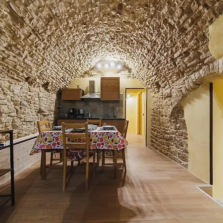 Casa Iside - Historic 14th-century In The Hamlet Apartment *