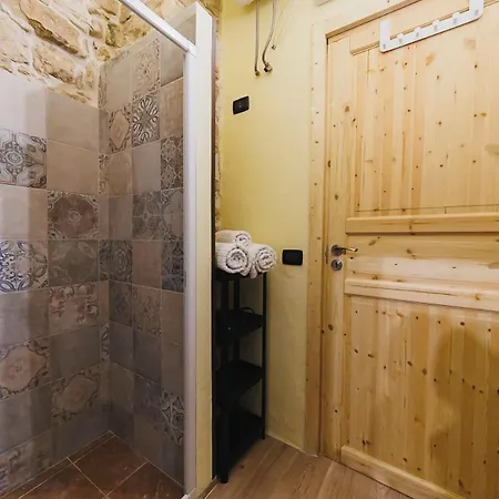 Casa Iside - Historic 14th-century In The Hamlet Apartment *