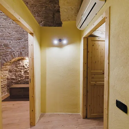 Casa Iside - Historic 14th-century In The Hamlet *