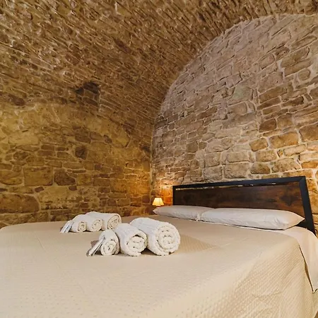 Casa Iside - Historic 14th-century In The Hamlet * Bitetto