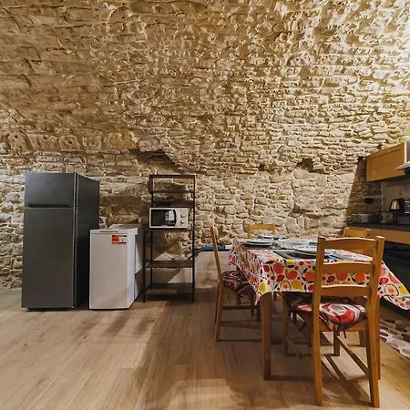 Casa Iside - Historic 14th-century In The Hamlet
