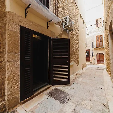 Casa Iside - Historic 14th-century In The Hamlet *