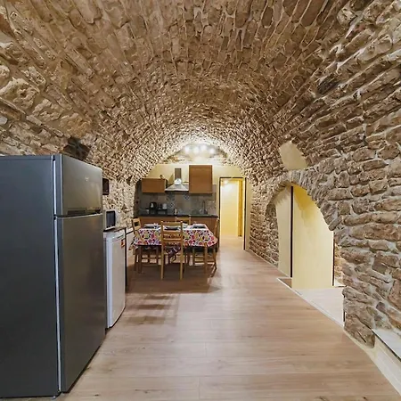 Casa Iside - Historic 14th-century In The Hamlet *
